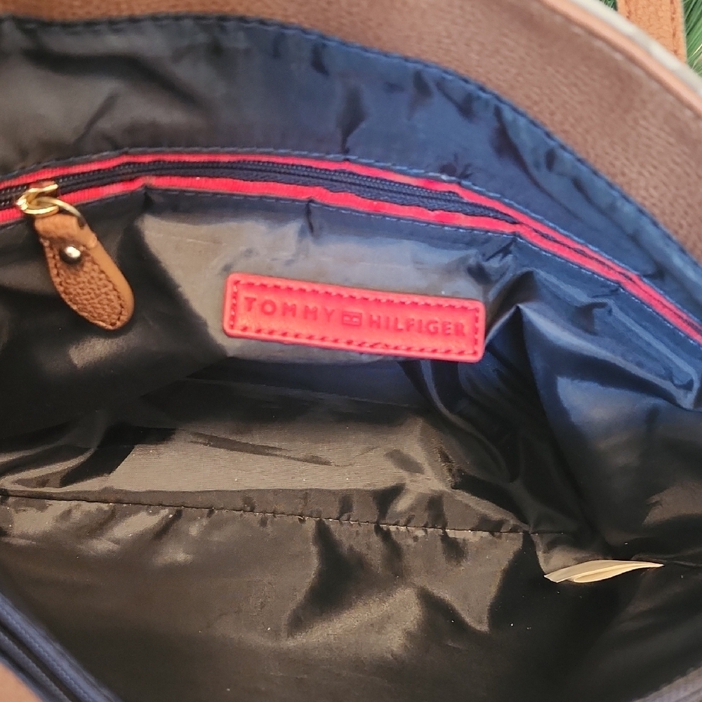 Tommy Hilfiger Brown and Tan Logo Tote - Picture 3 of 7